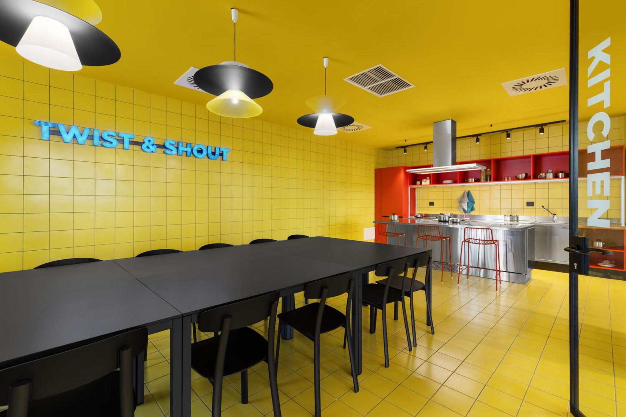 Cx Milan Nom Hostel Ngoại thất bức ảnh