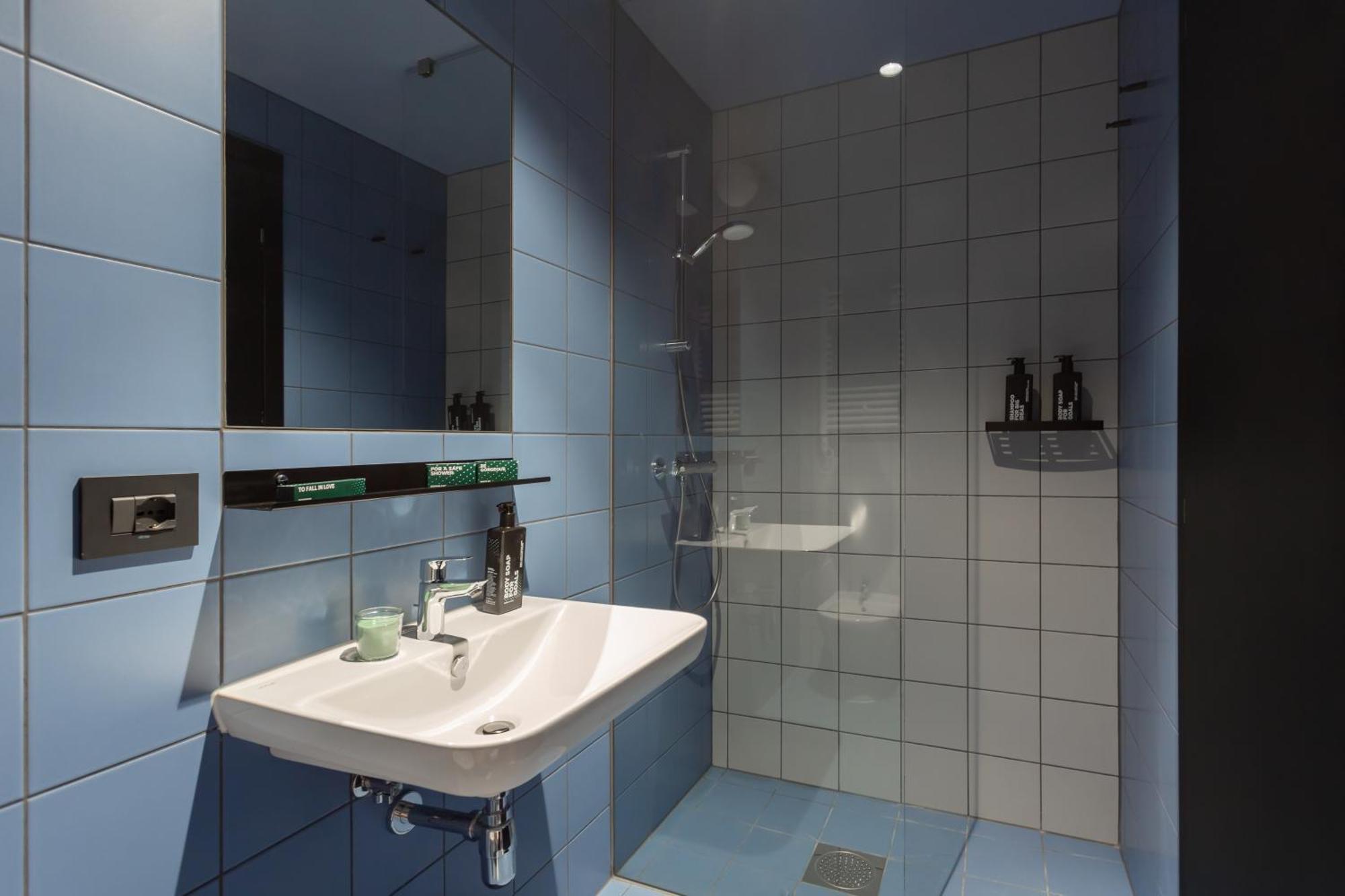 Cx Milan Nom Hostel Ngoại thất bức ảnh